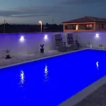 Beautiful In With Wifi Apartment