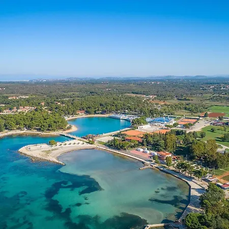 Apartment 2 Bedroom Gorgeous In Umag